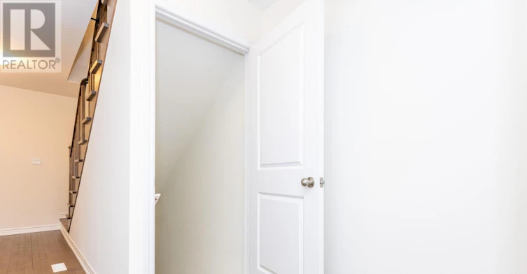 15 Gunton Street, Aurora, ON, L4G 4A9 - 39