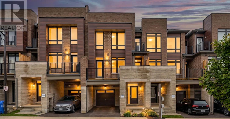 15 Gunton Street, Aurora, ON, L4G 4A9