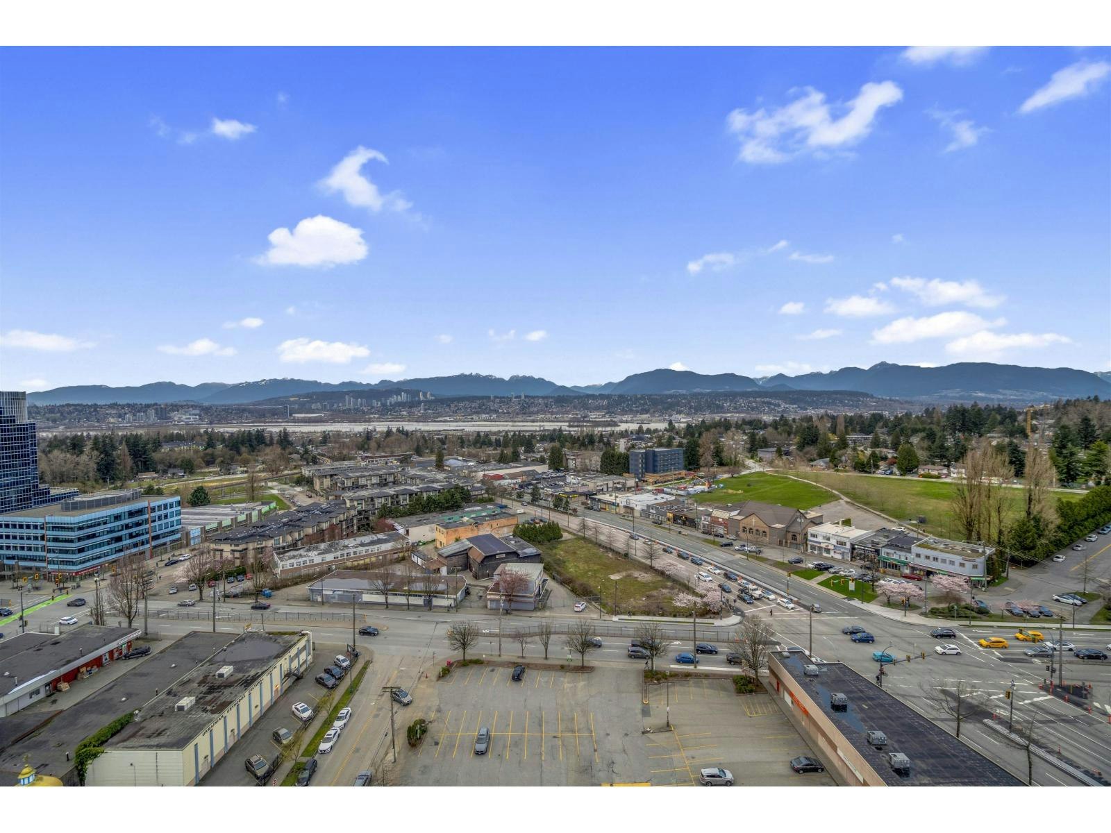 1709-10750 135a Street, Surrey, BC, V3T 0V4