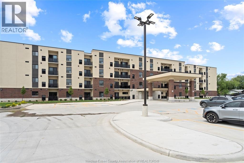 215-1 Parnell, Essex, ON, N0R 1J0 - 2
