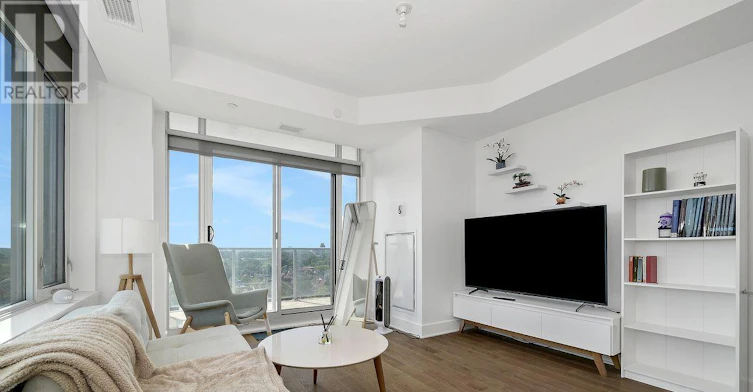 1310-255 Bay Street, Ottawa, ON, K1R 0C5 - 4