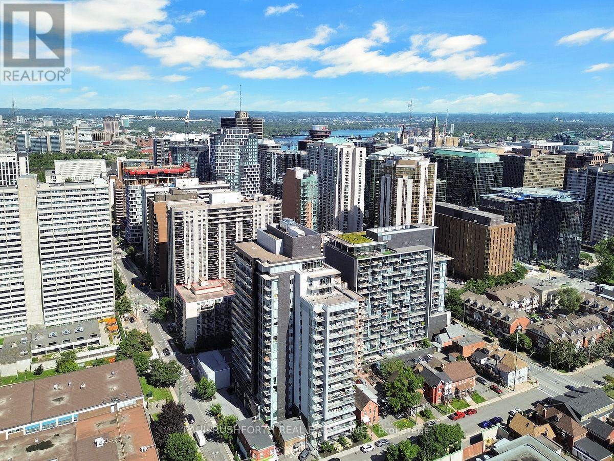 1310-255 Bay Street, Ottawa, ON, K1R 0C5 - 2