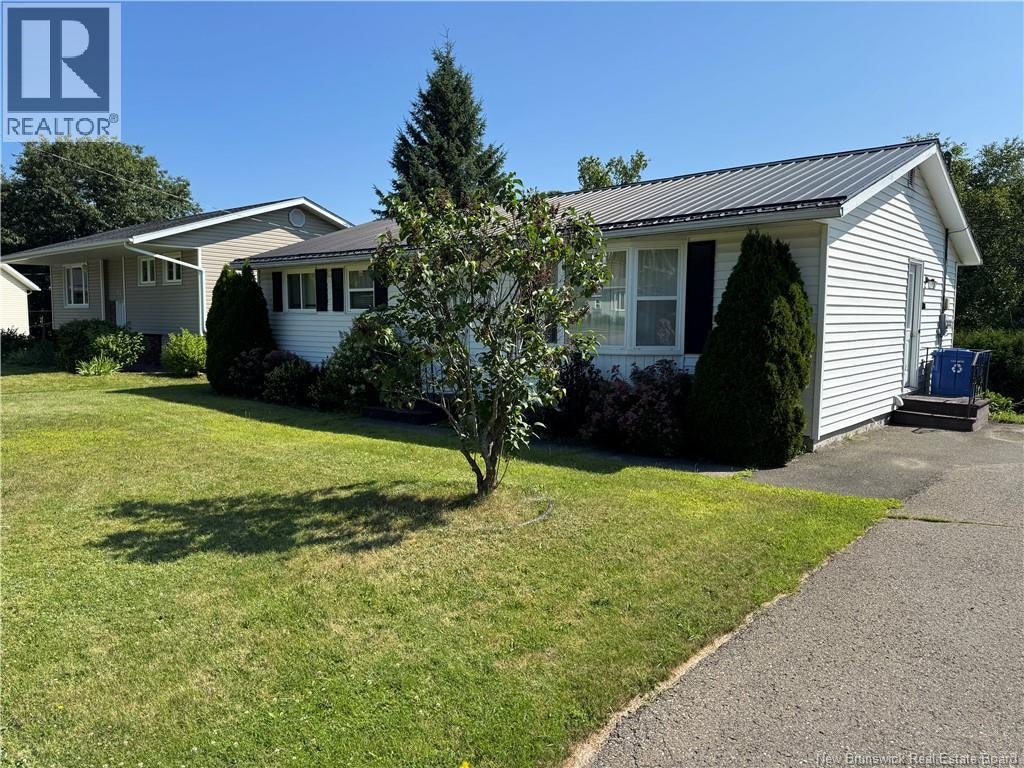 104 Manor Court, Woodstock, NB, E7M 2H2