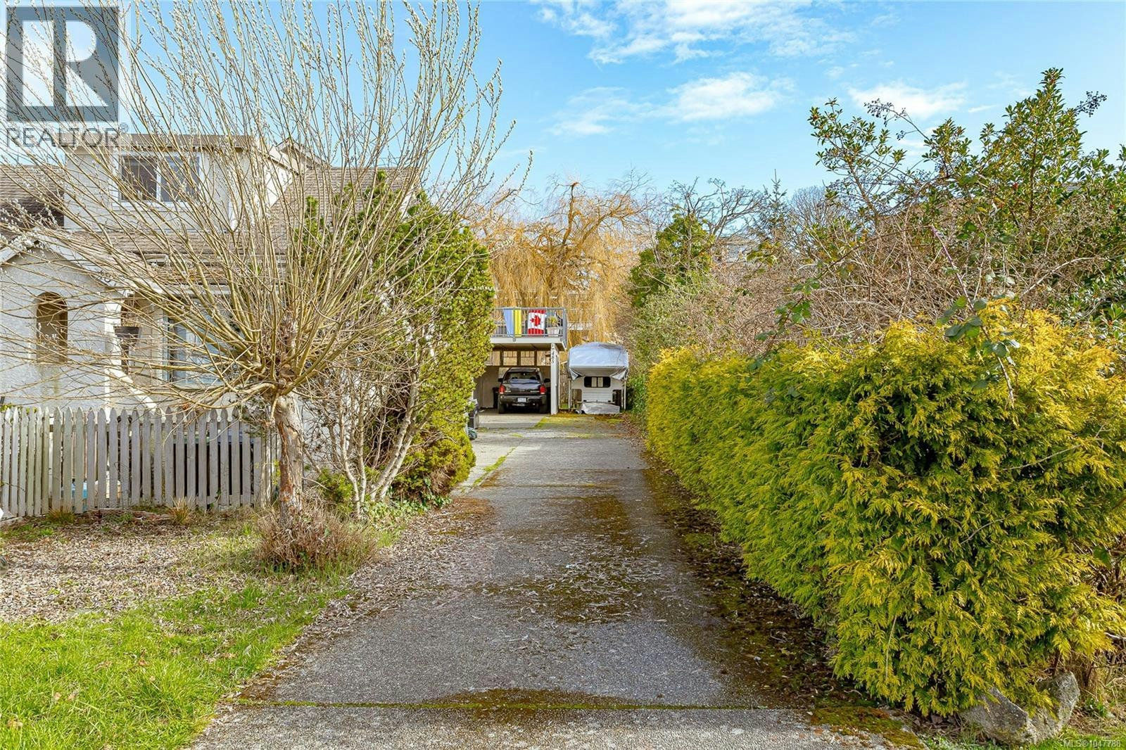 485 Sturdee Street, Esquimalt, BC, V9A 6R2