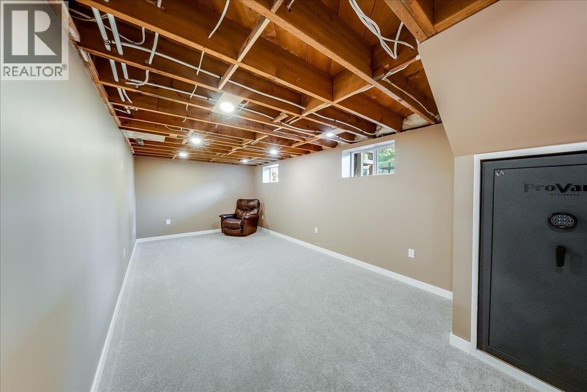 526 12th Avenue, Genelle, BC, V0G 1G0 - 22