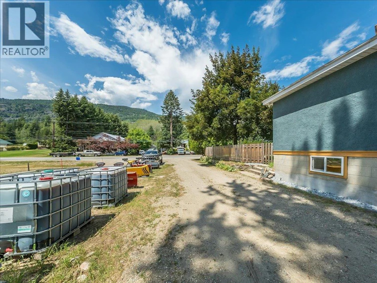 526 12th Avenue, Genelle, BC, V0G 1G0 - 44