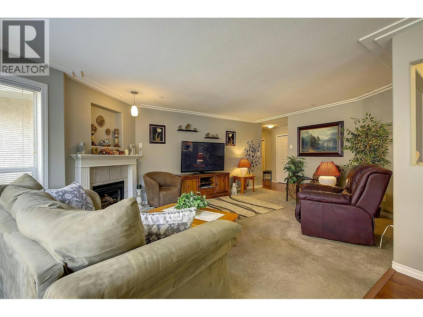 210-315 Whitman Road - 5