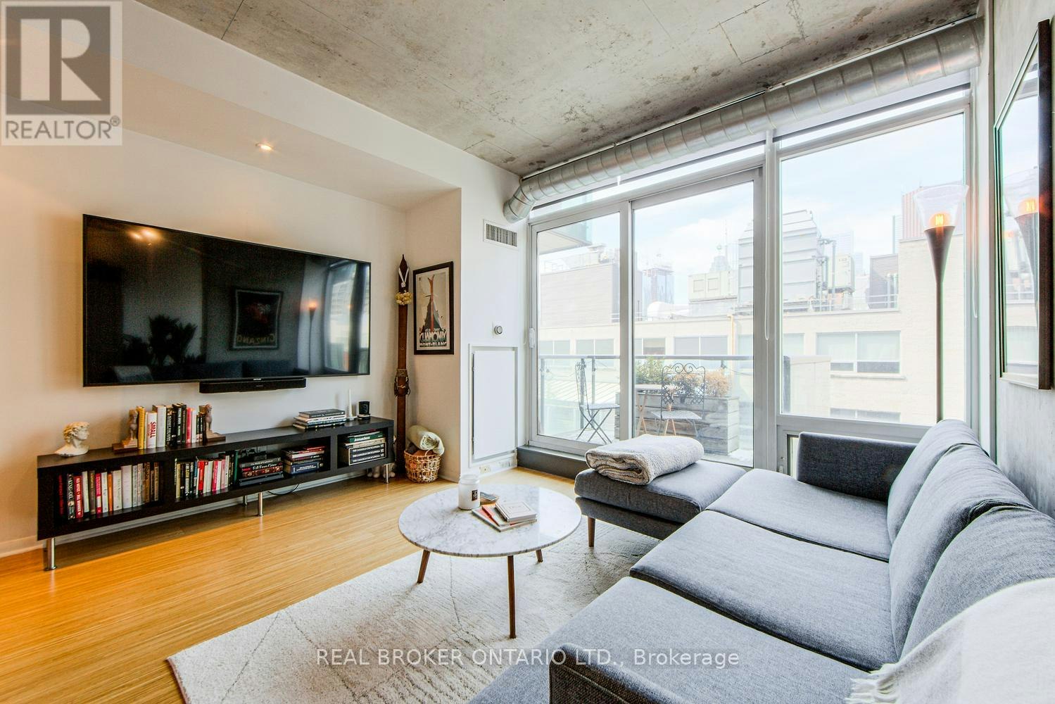 732-333 Adelaide Street E, Toronto, ON, M5A 1N3 - 8
