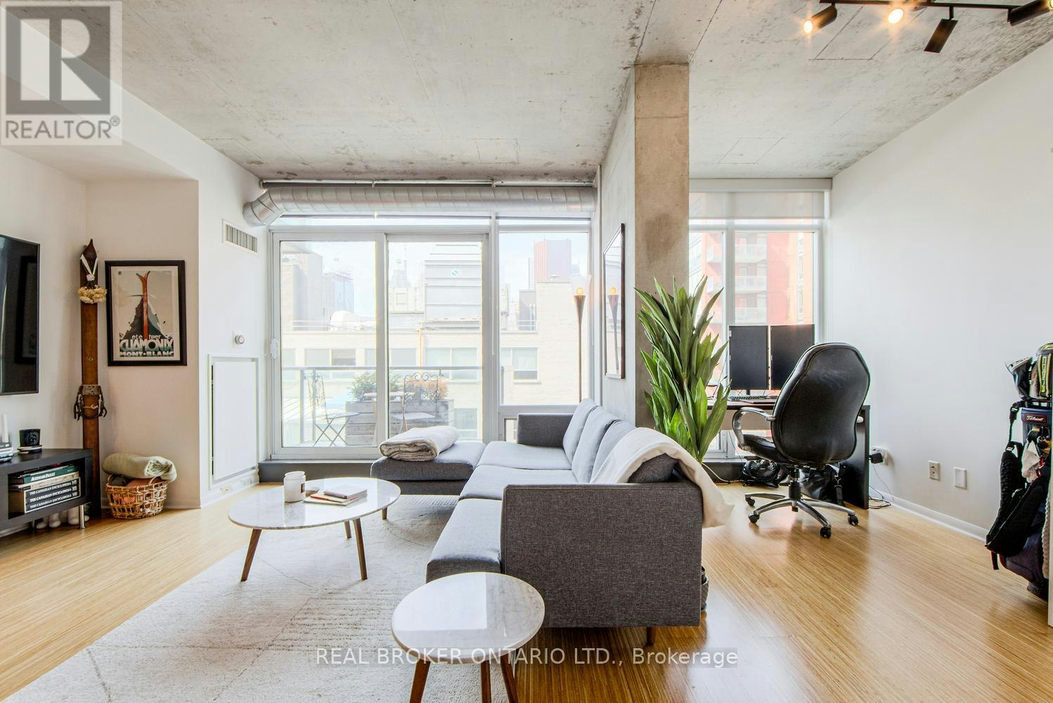 732-333 Adelaide Street E, Toronto, ON, M5A 1N3 - 4