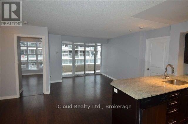 519-65 Liberty Street EAST, Toronto, ON, M6K 3R4 - 10