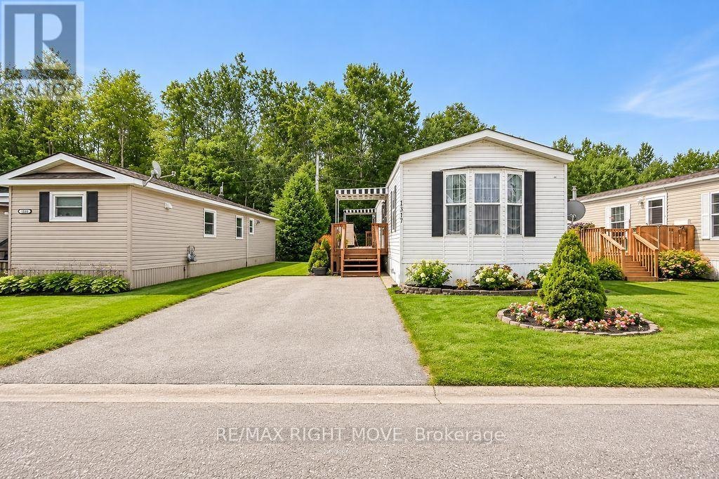 1317 Hilltop Road, Severn, ON, L3V 0V1
