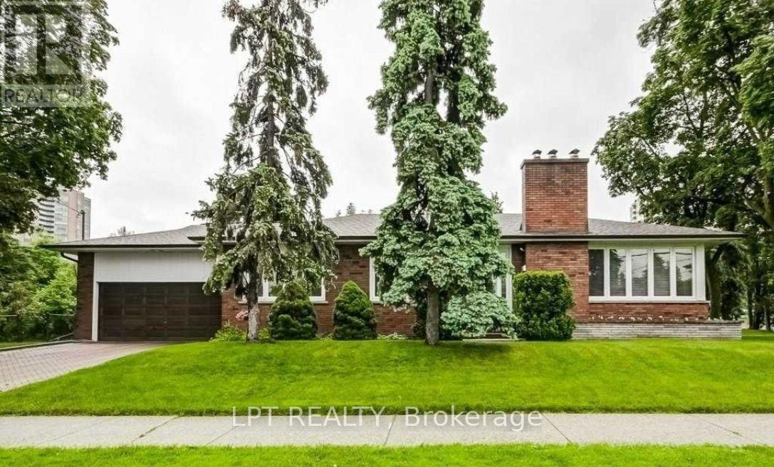 27 Kingsview Boulevard, Toronto, ON, M9R 1T5