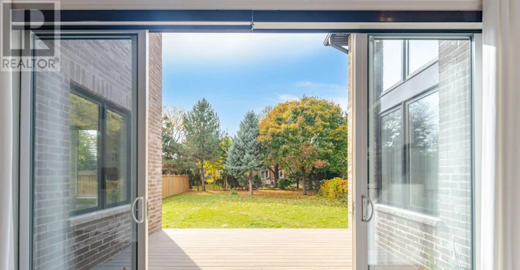 560 Woodview Road, Burlington, ON, L7N 3A1 - 26