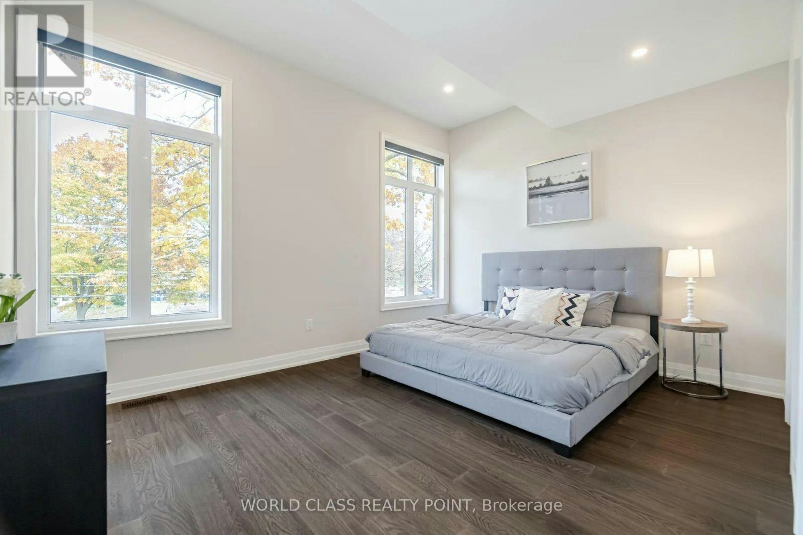 560 Woodview Road, Burlington, ON, L7N 3A1 - 21