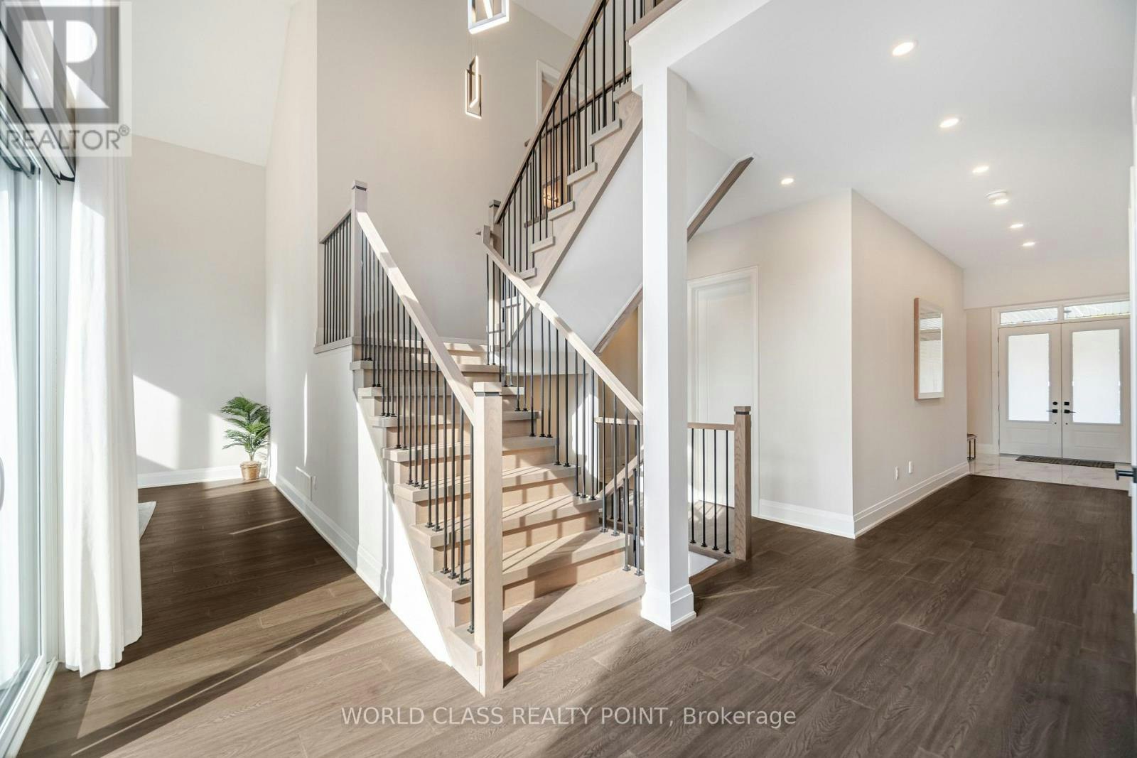 560 Woodview Road, Burlington, ON, L7N 3A1 - 16
