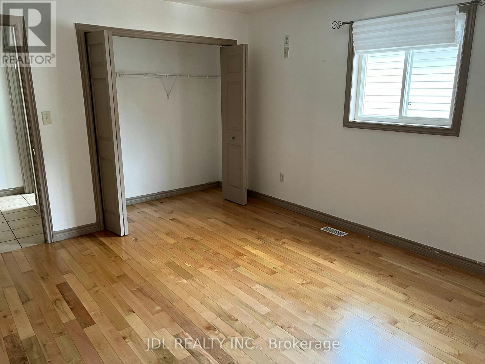 2134 Rockport Street, Windsor, ON, N9G 3A5 - 10