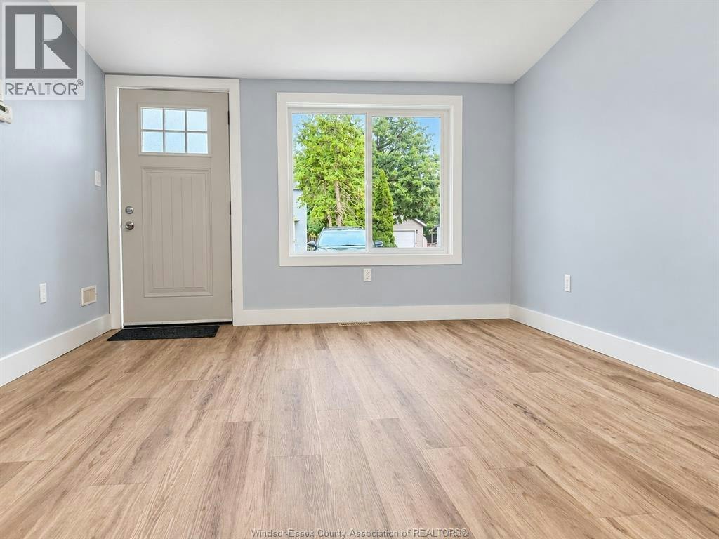 3-281 Richmond Street, Amherstburg, ON, N9V 1H2 - 3