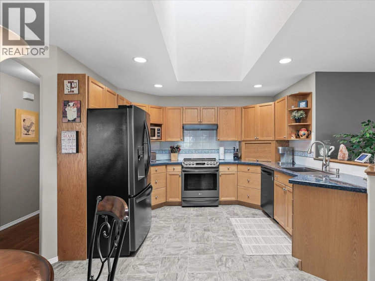 301 Fizet Avenue, Kelowna, BC, V1X 7P5 - 8