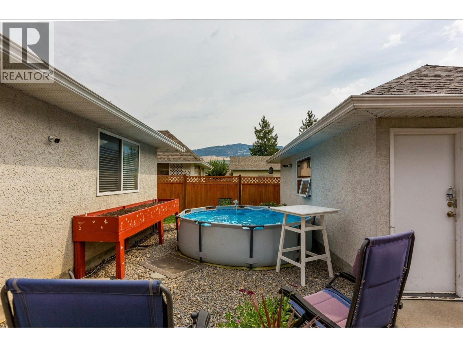 301 Fizet Avenue, Kelowna, BC, V1X 7P5 - 32