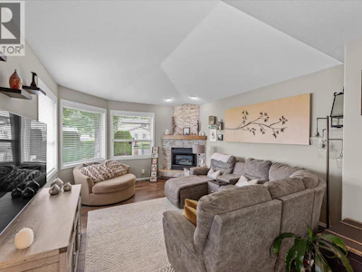 301 Fizet Avenue - 4