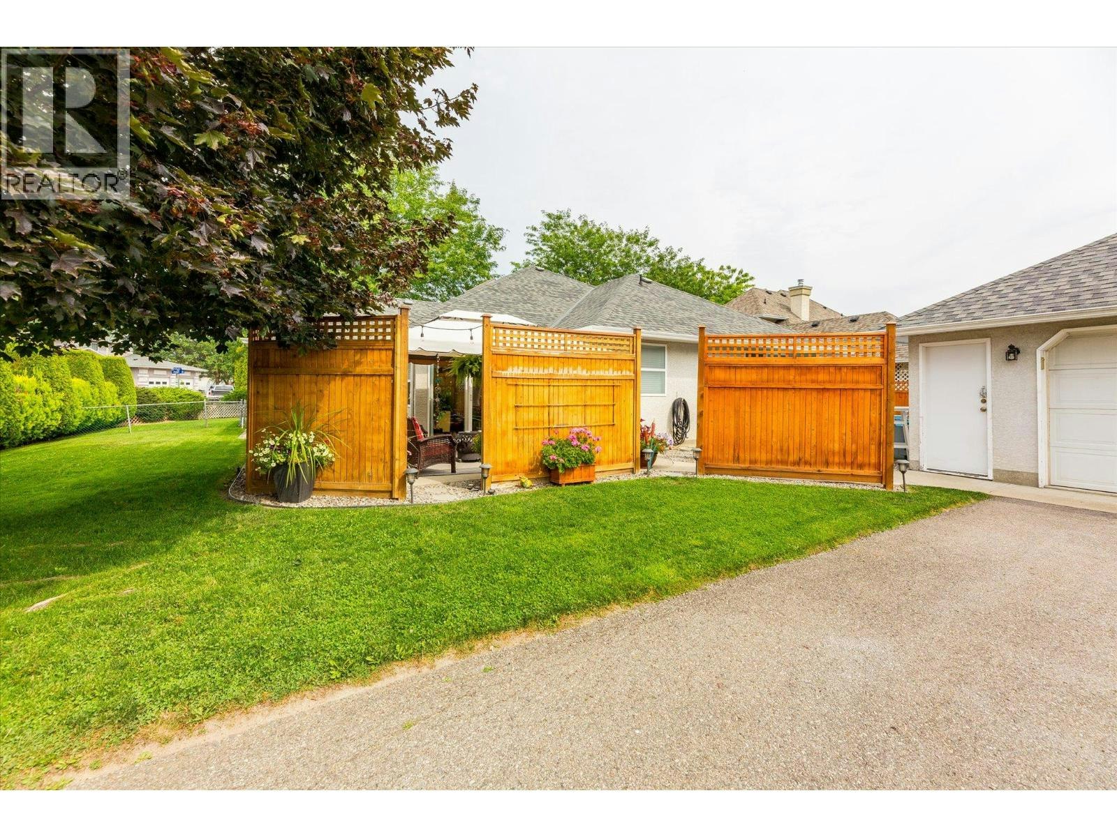 301 Fizet Avenue, Kelowna, BC, V1X 7P5 - 29