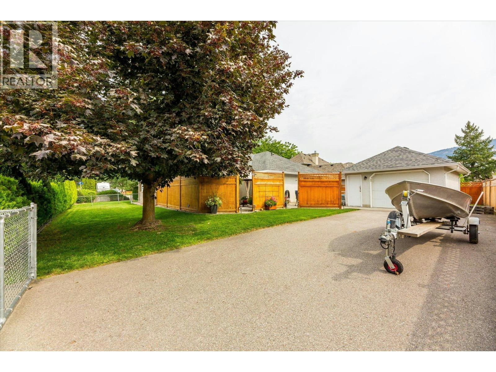 301 Fizet Avenue, Kelowna, BC, V1X 7P5 - 28