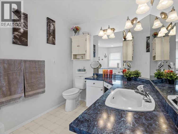 301 Fizet Avenue, Kelowna, BC, V1X 7P5 - 21