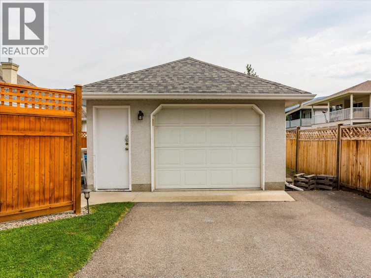 301 Fizet Avenue, Kelowna, BC, V1X 7P5 - 30