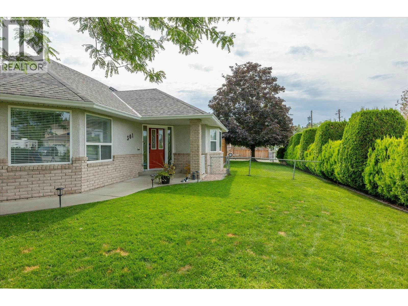 301 Fizet Avenue - 2