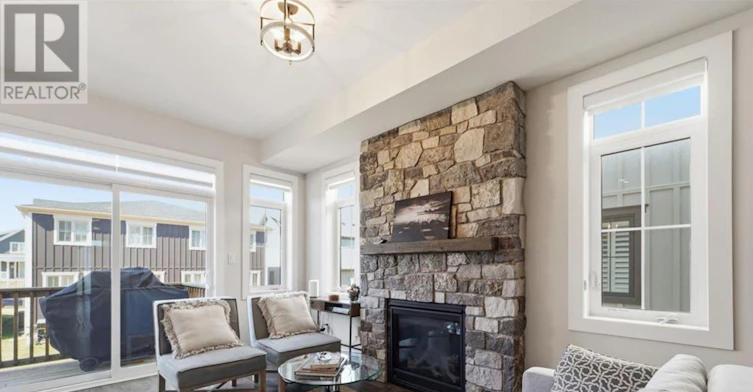 146 Sycamore Street, Blue Mountains, ON, L9Y 4E4 - 7