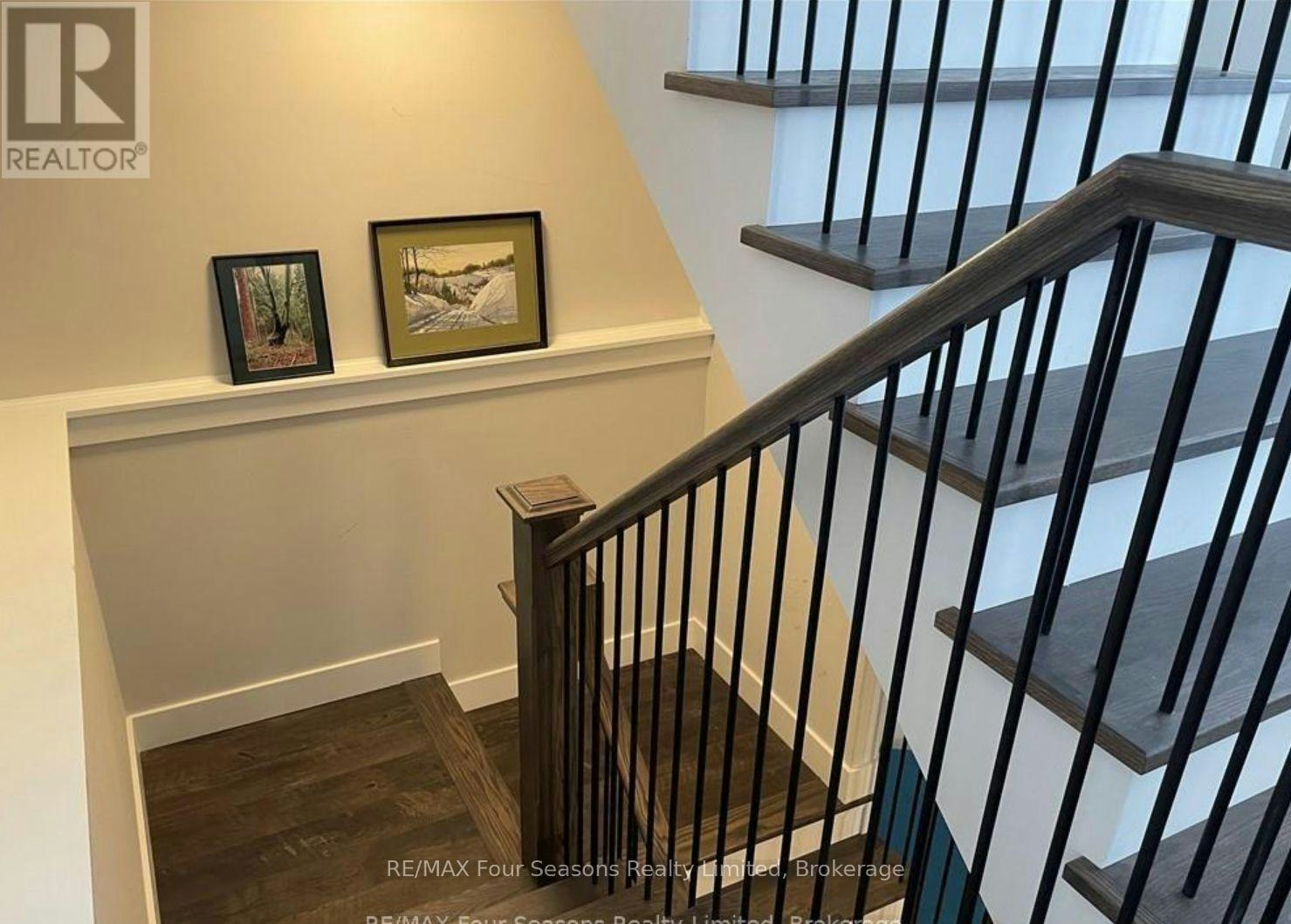 146 Sycamore Street, Blue Mountains, ON, L9Y 4E4 - 18
