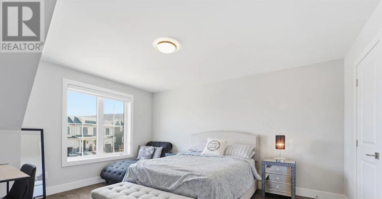 146 Sycamore Street, Blue Mountains, ON, L9Y 4E4 - 9