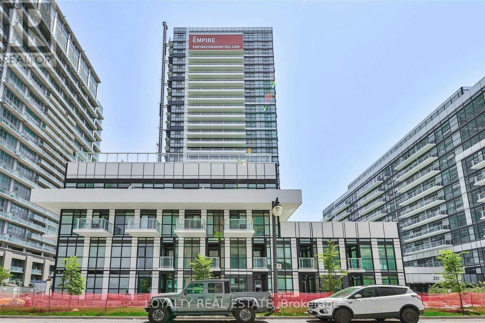 311-251 Manitoba Street, Toronto, ON, M8Y 0C7