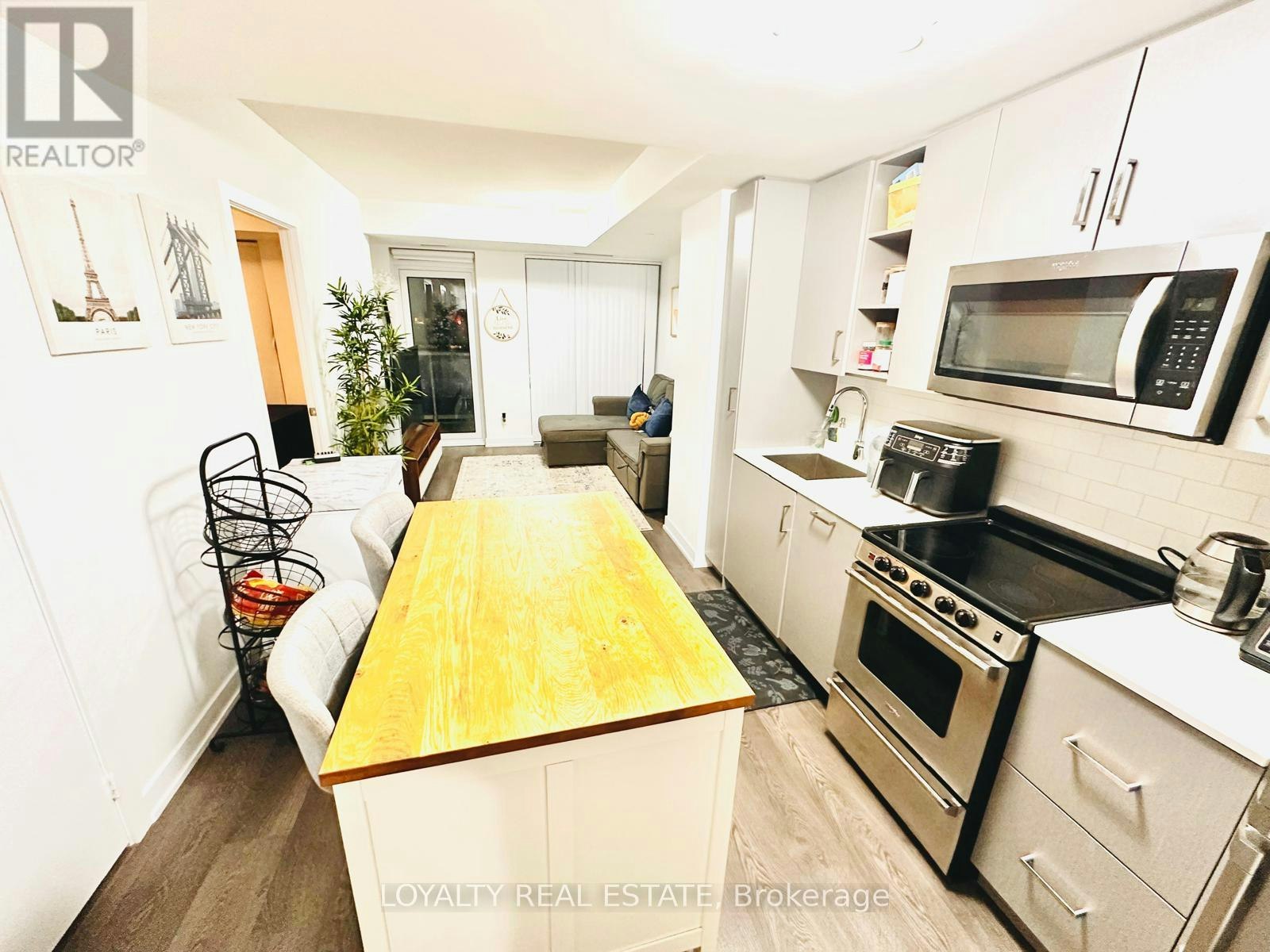 311-251 Manitoba Street, Toronto, ON, M8Y 0C7 - 6
