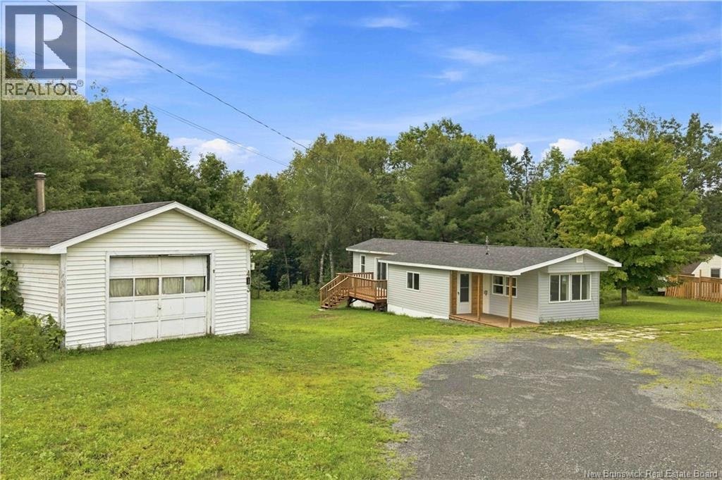 403 105 Route, Fredericton, NB, E6L 1A8