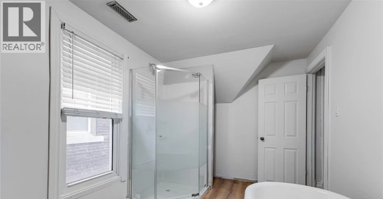 809 Gladstone, Windsor, ON, N9A 2R3 - 21