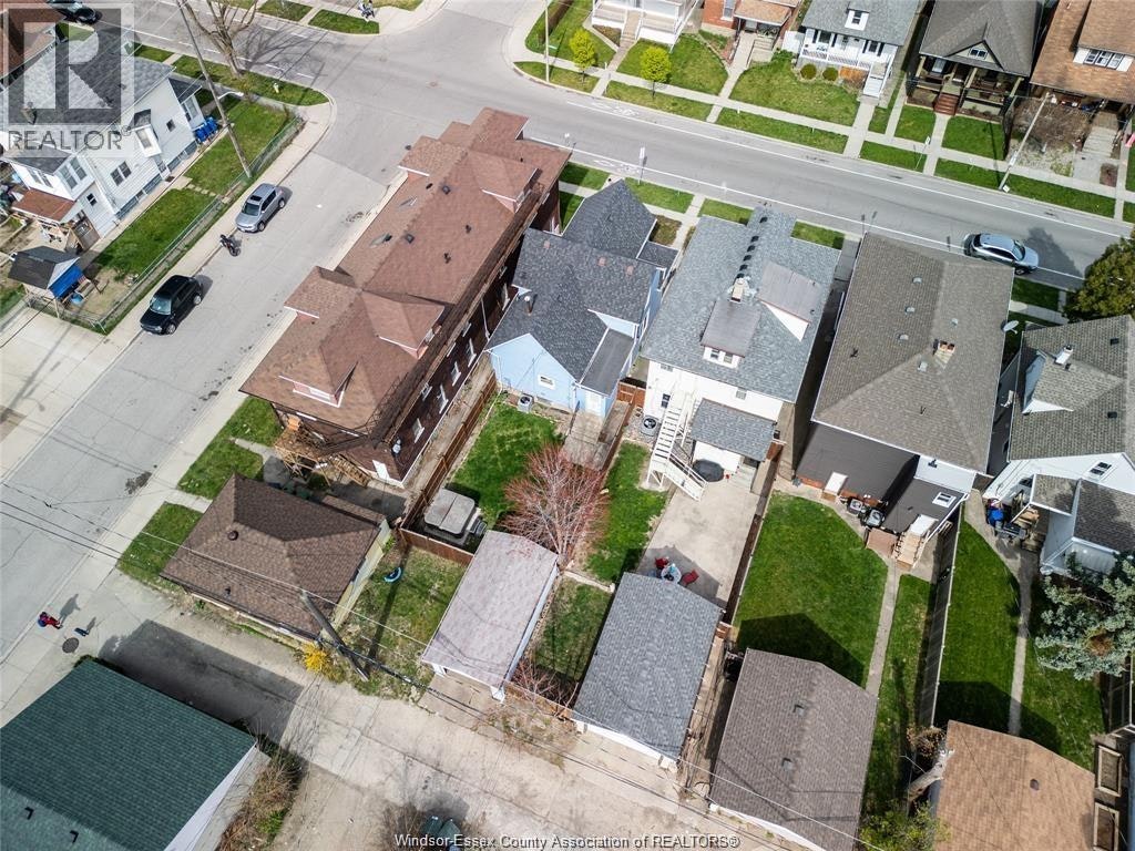809 Gladstone, Windsor, ON, N9A 2R3 - 29