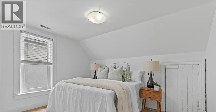 809 Gladstone, Windsor, ON, N9A 2R3 - 18
