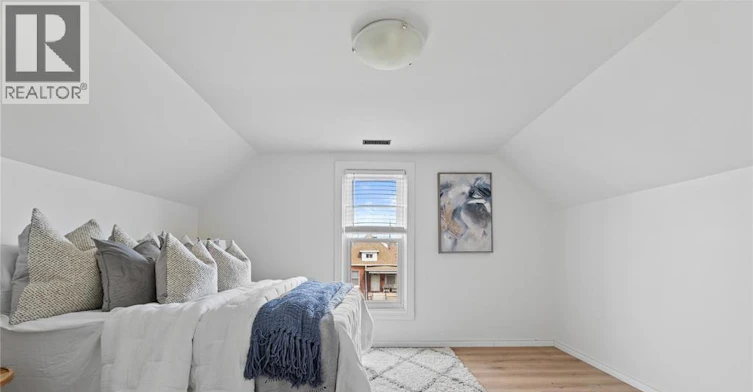 809 Gladstone, Windsor, ON, N9A 2R3 - 16