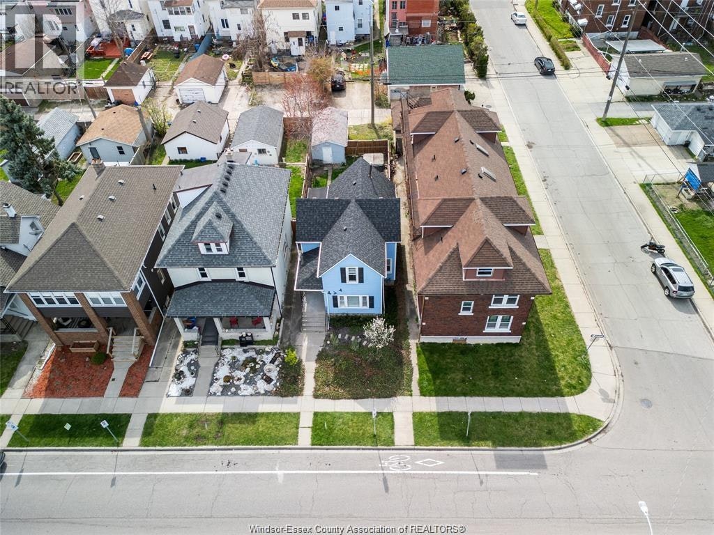 809 Gladstone, Windsor, ON, N9A 2R3 - 26