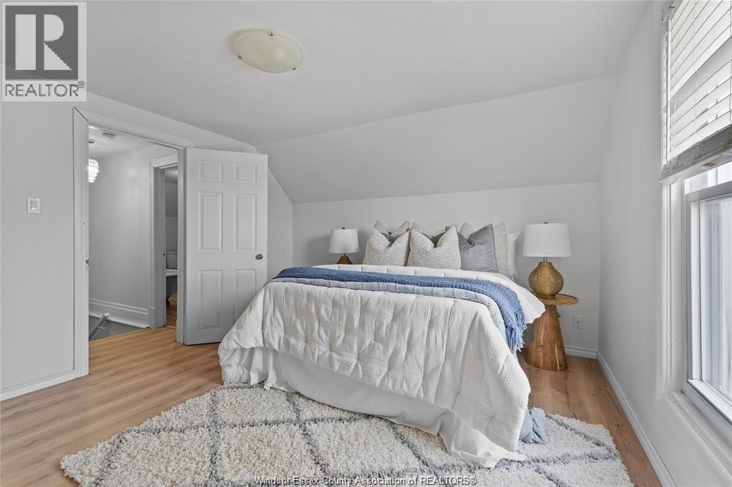 809 Gladstone, Windsor, ON, N9A 2R3 - 17