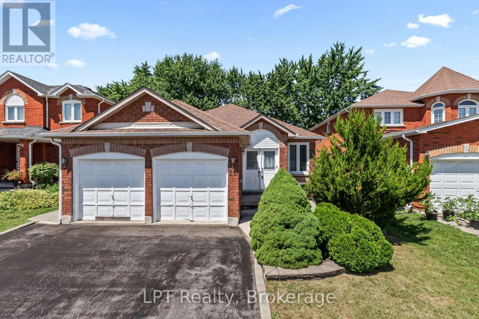 15 Esposito Drive, Caledon, ON, L7E 1T3