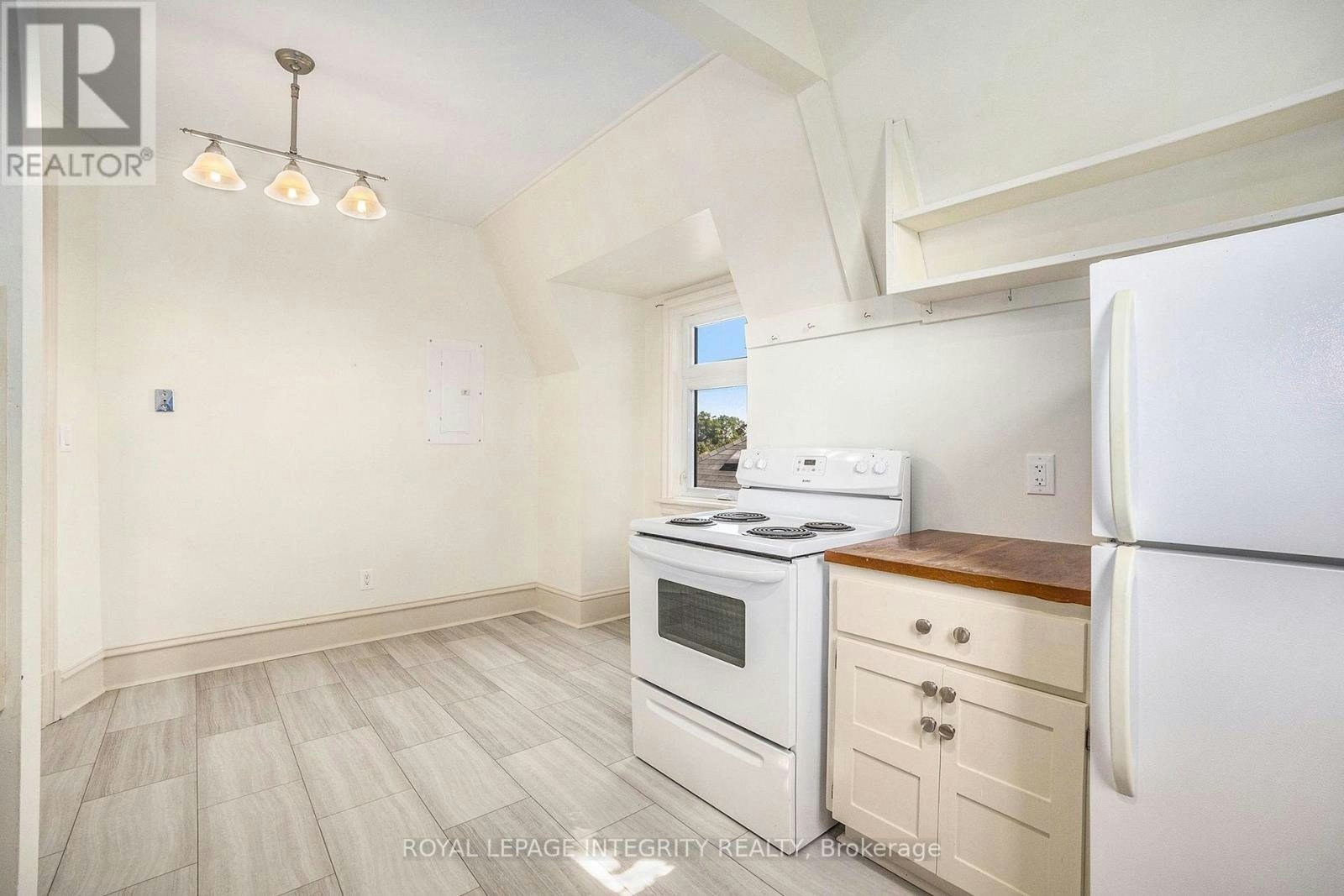 4-220 Powell Avenue, Ottawa, ON, K1S 2A5 - 9