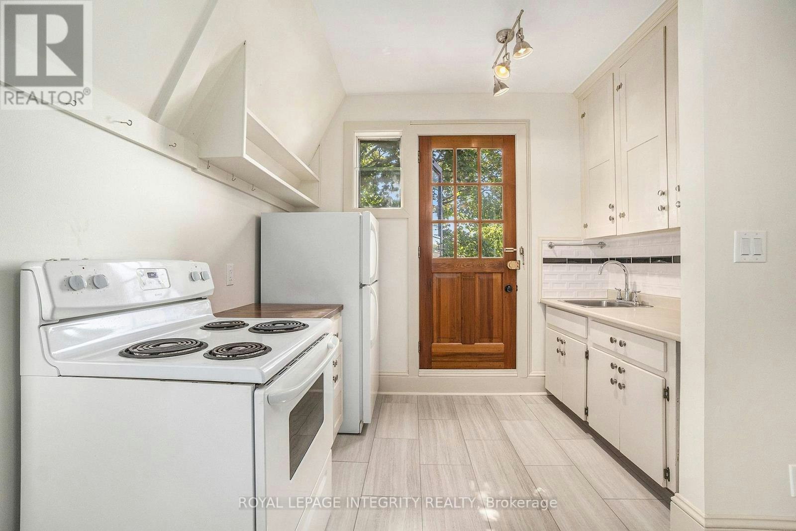 4-220 Powell Avenue, Ottawa, ON, K1S 2A5 - 10