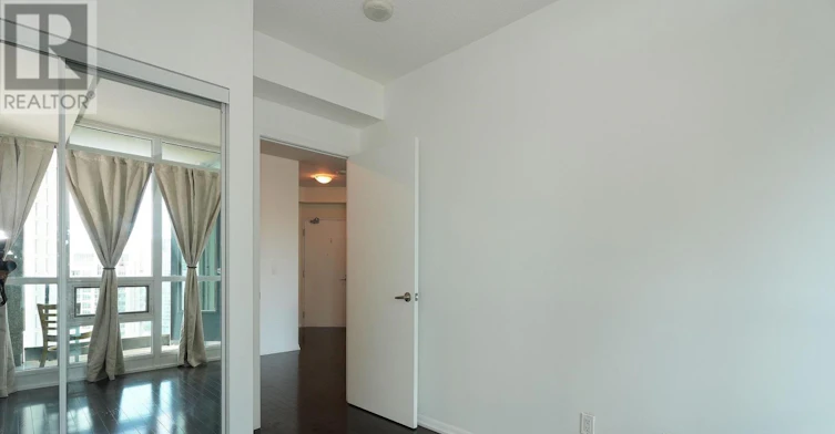 2812-215 Fort York Boulevard, Toronto, ON, M5V 4A2 - 30
