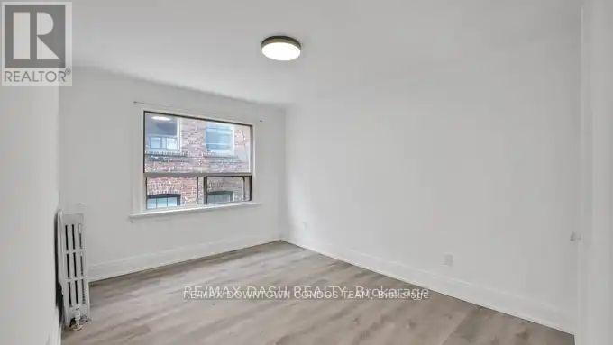 31-917 St Clair Avenue W, Toronto, ON, M6C 1C7 - 6