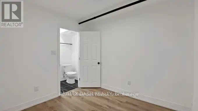 31-917 St Clair Avenue W, Toronto, ON, M6C 1C7 - 30