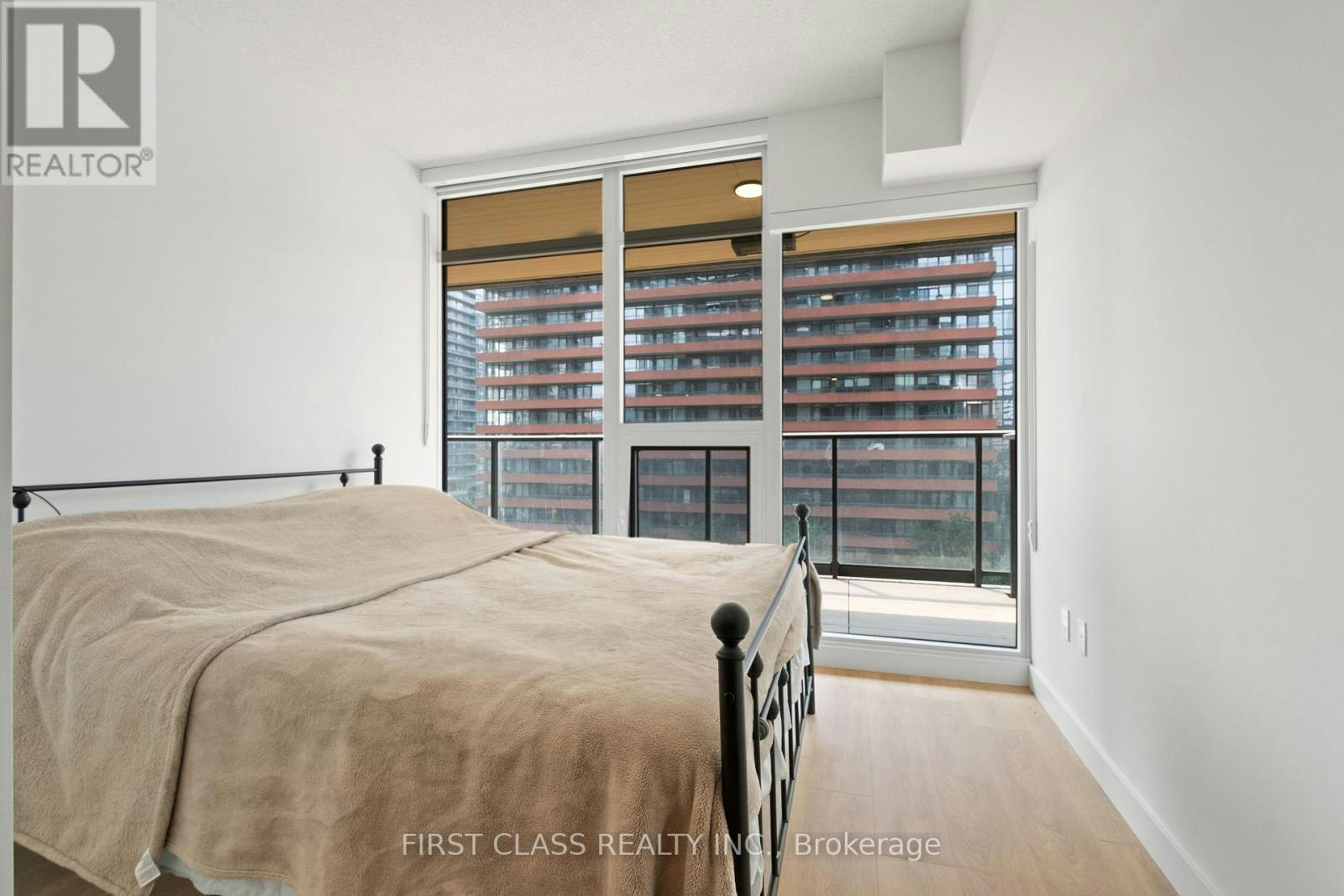 728W-3 Concord Cityplace Way, Toronto, ON, M5V 0X4 - 15
