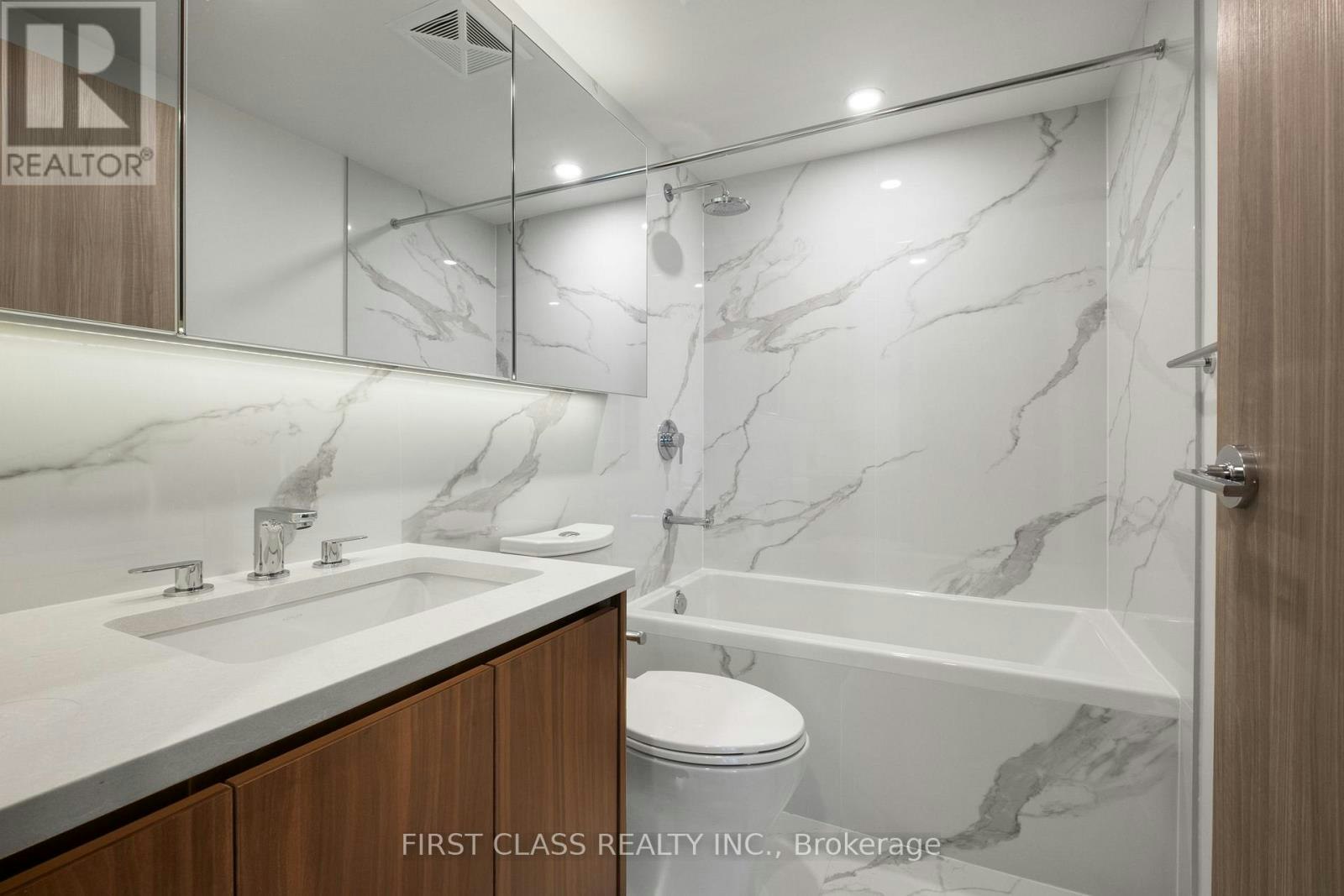 728W-3 Concord Cityplace Way, Toronto, ON, M5V 0X4 - 18