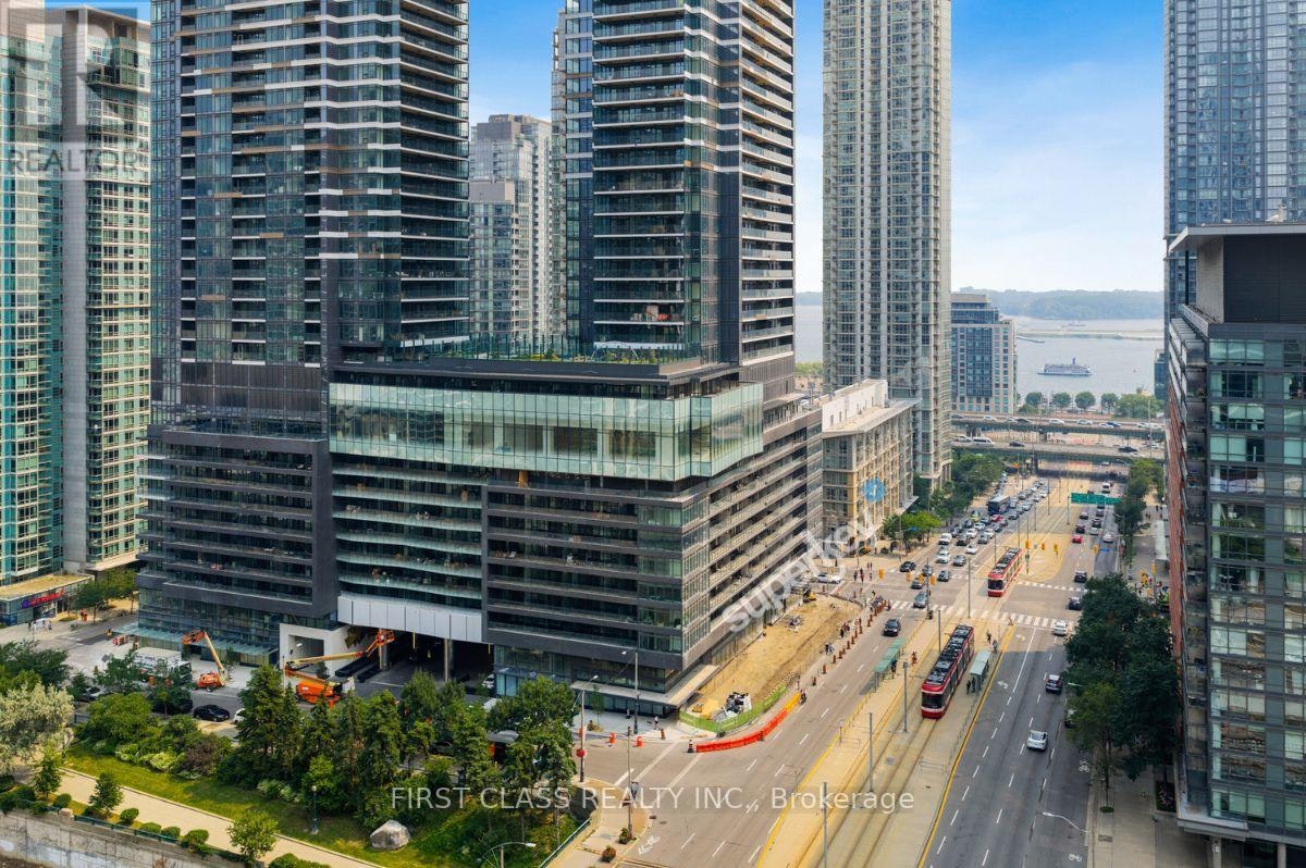 728W-3 Concord Cityplace Way, Toronto, ON, M5V 0X4
